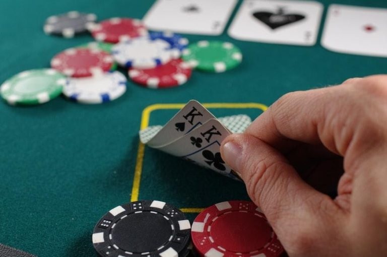 Find out how you can win the majority of online poker betting