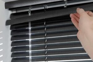Do you know different styles of aluminum blinds?